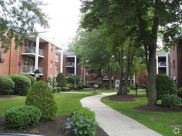 gaslight village apartments weymouth ma apartments com
