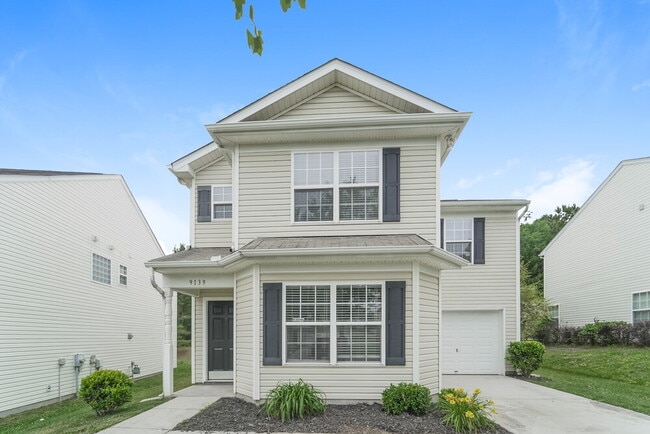 Building Photo - 9139 Simonton Dr