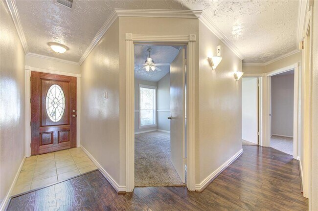 Foto del edificio - 24119 Silversmith Ln