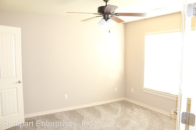 Building Photo - 3 br, 2 bath House - 3749 Mountain View Dr