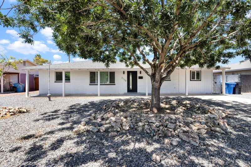 Foto principal - 3138 W Elm St