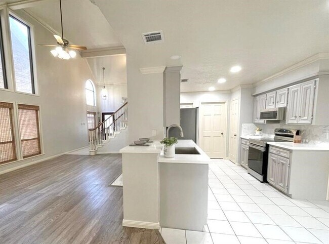 Foto del edificio - 18226 Vinland Dr