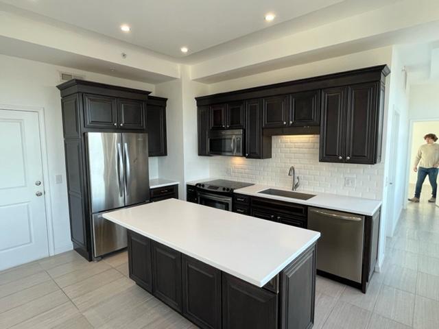 Primary Photo - 910 4th Avenue Suite #1201