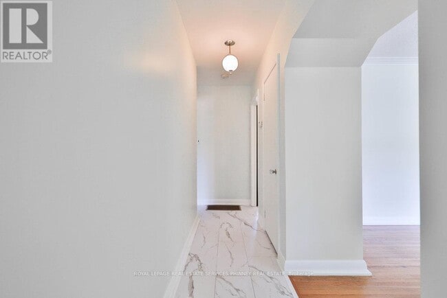 Photo du bâtiment - 68 Oriole Ave