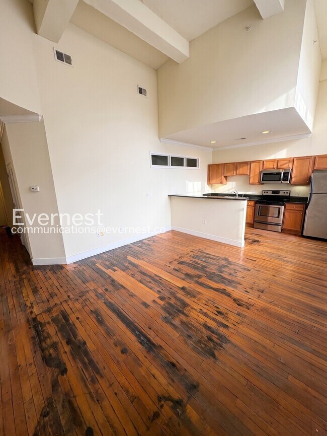 Foto del edificio - 525 E Grace St