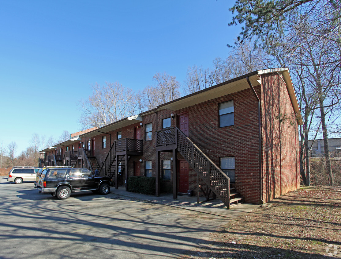 Primary Photo - Jefferson Place Apartments