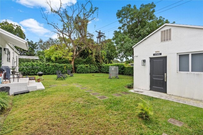 Foto del edificio - 5854 SW 62nd St