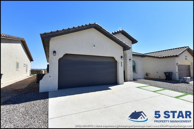 Building Photo - 652 Paseo Dulce Ave