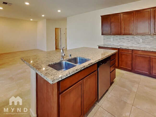 Foto del edificio - 1044 Big Rock Loop