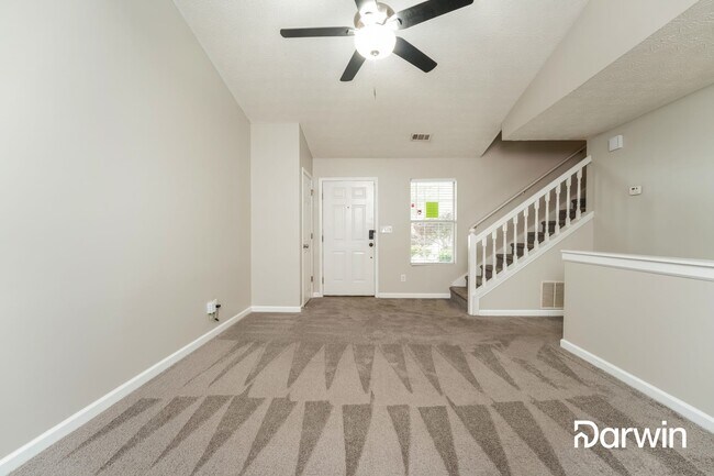 Building Photo - 830 Plumbridge Ct
