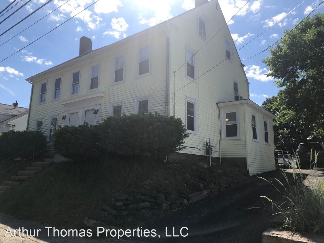 Primary Photo - 12 Pleasant St