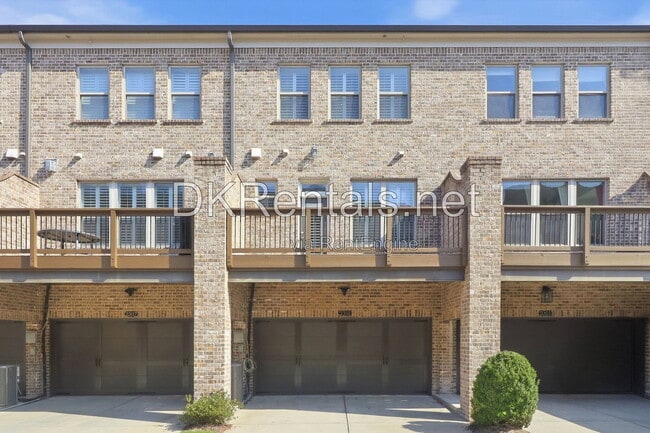 Building Photo - 2311 Mclean Chase
