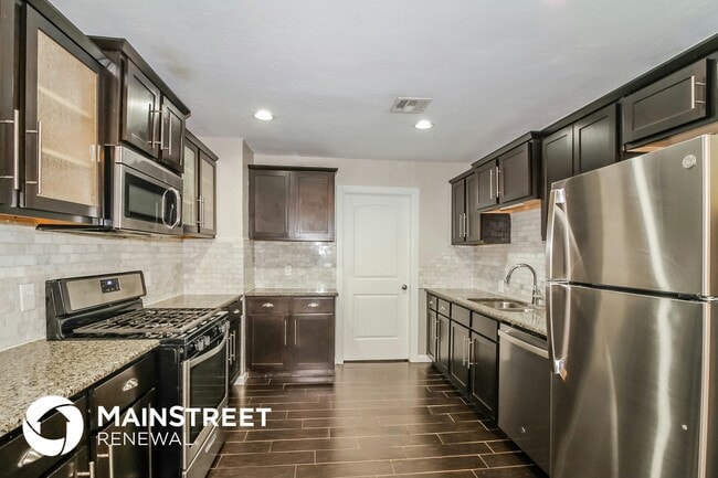 Building Photo - 1811 Westminster Pl