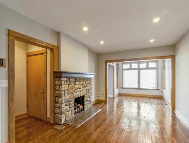 Foto del edificio - 11433 Ashbury Ave