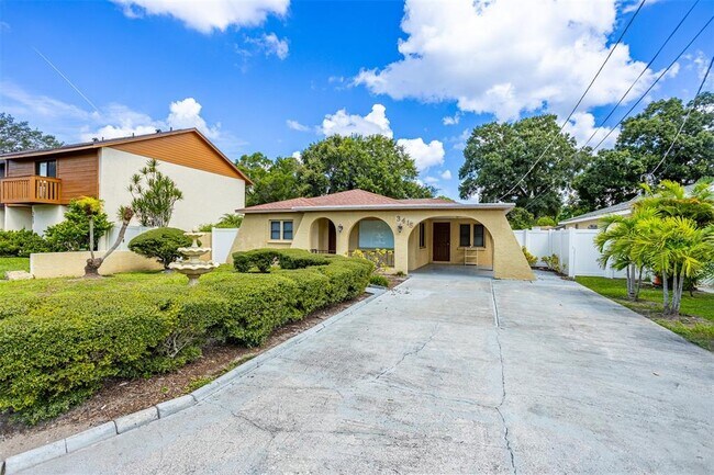 Foto del edificio - 3415 W Beach St