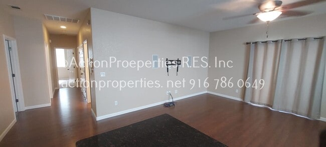 Building Photo - West Park -3 Bedroom, 2 Bath,  Single Stor...