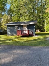 Building Photo - 1123 Melody Dr