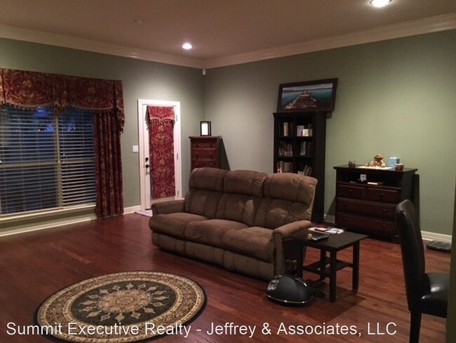 Building Photo - 3 br, 2 bath House - 1410 Magnolia Ridge