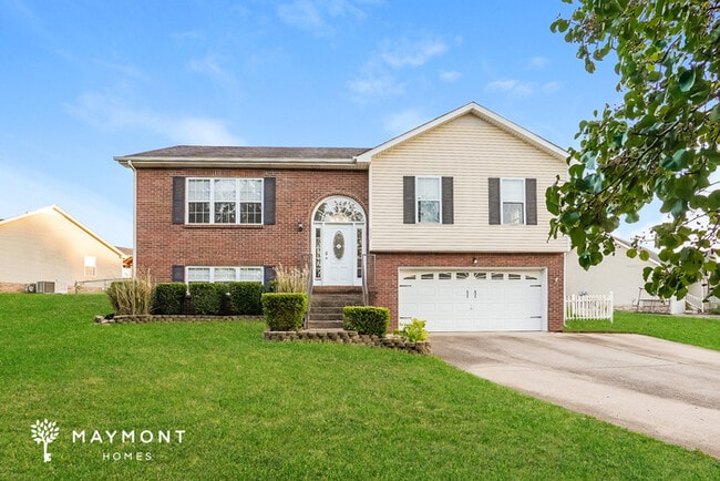 Building Photo - 829 Buckhorn Dr