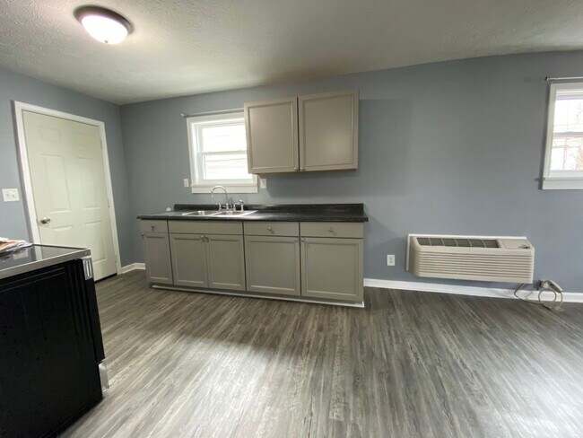 Foto del edificio - 620 Lawrence St