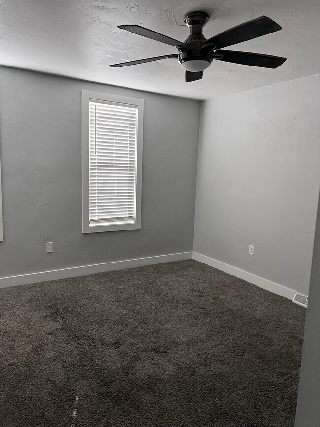 Fotografía del edificio - 1606 Indiana Ave