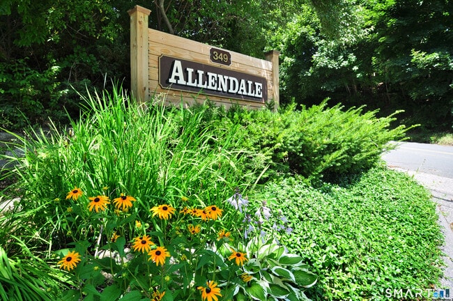 Foto del edificio - 349 Allen Rd