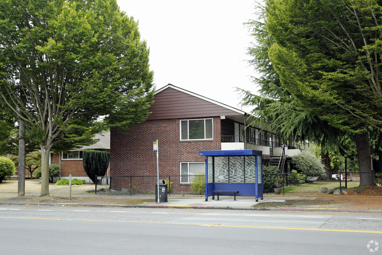 Building Photo - 9211 35th Ave SW