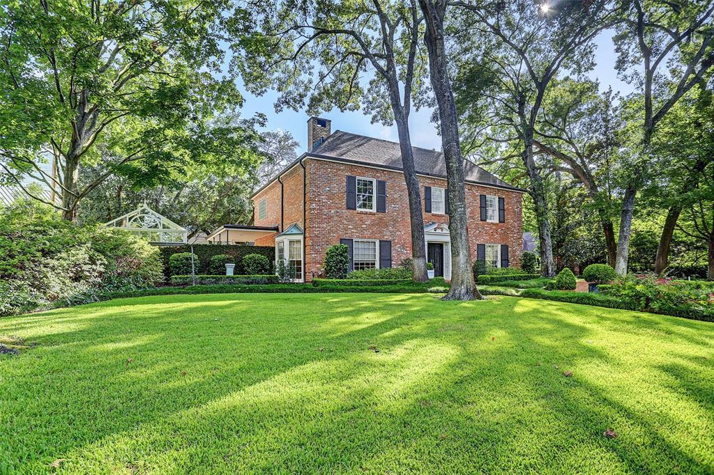 241 Pine Hollow Ln, Houston, TX 77056 House for Rent in Houston, TX