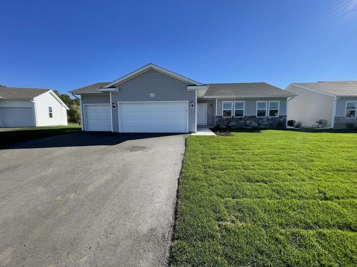 Primary Photo - 2270 James Kelly Ln