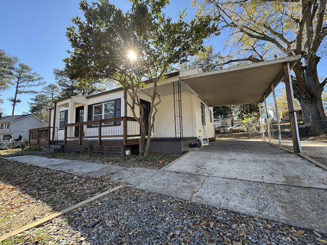 Foto del edificio - 1946 Hazelwood Dr SE