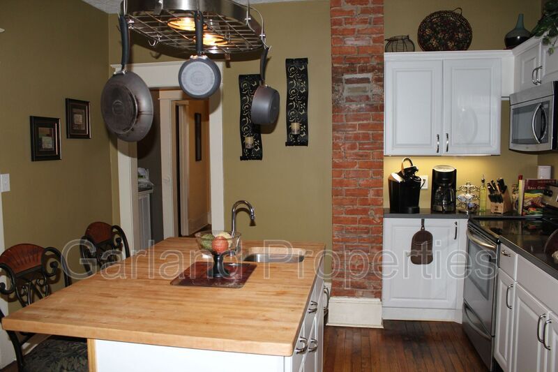 Foto principal - 451 Arbutus Ave SE