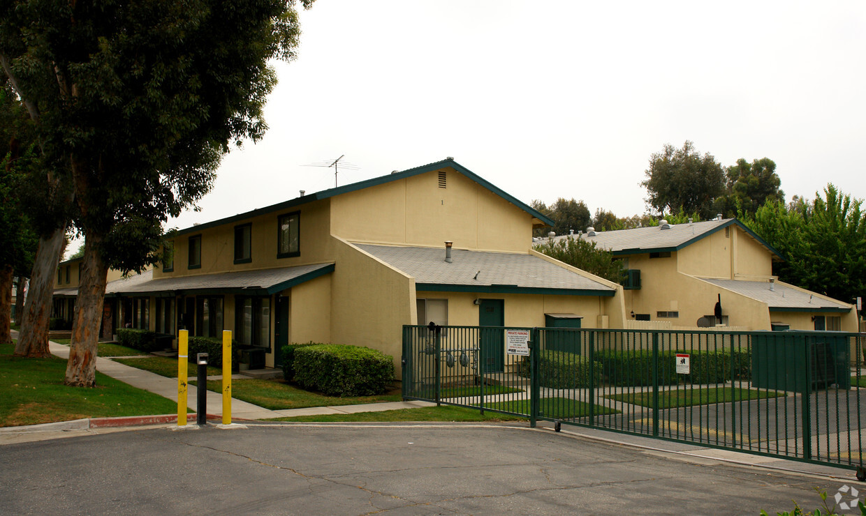 Building Photo - Marygold Garden Apartments