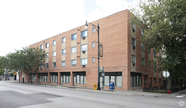 El Howard-Winchester Square Apartments - The Howard-Winchester Square