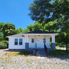 Building Photo - 186 Celriver Rd