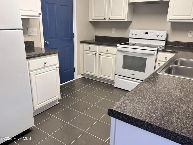 Foto del edificio - 3 Bedroom & 2.5 Bathroom Townhouse