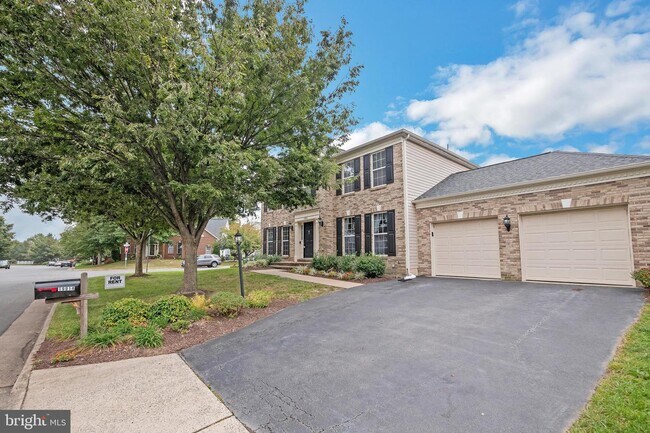 Building Photo - 19914 Alexandras Grove Dr