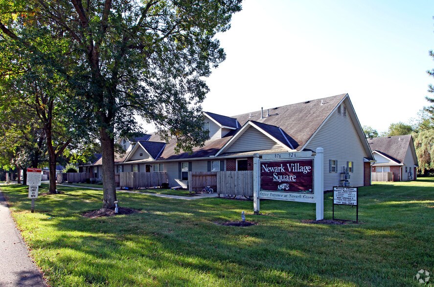 Newark Village Square