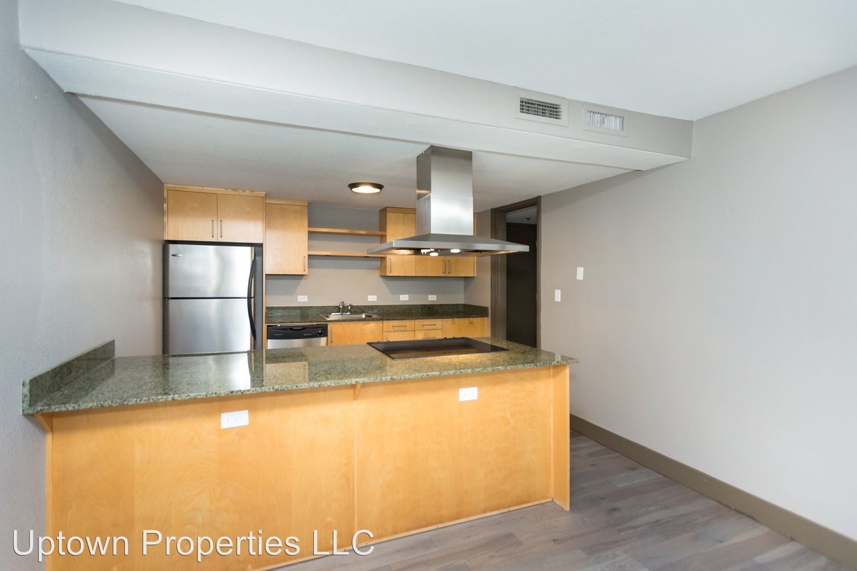 Foto principal - 111 SW Harrison St