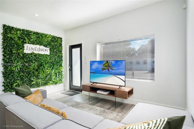 Foto del edificio - 1747 NW 45th St