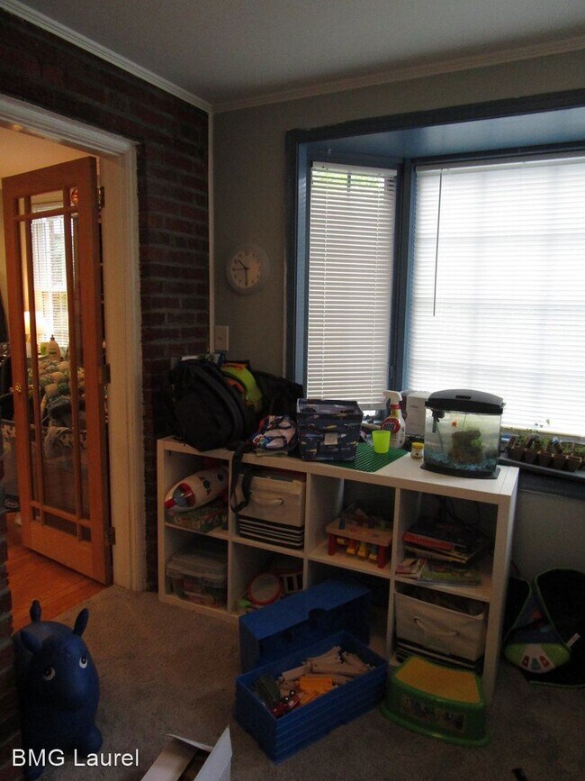 Building Photo - 4 br, 3 bath House - 4104 Tennyson Rd