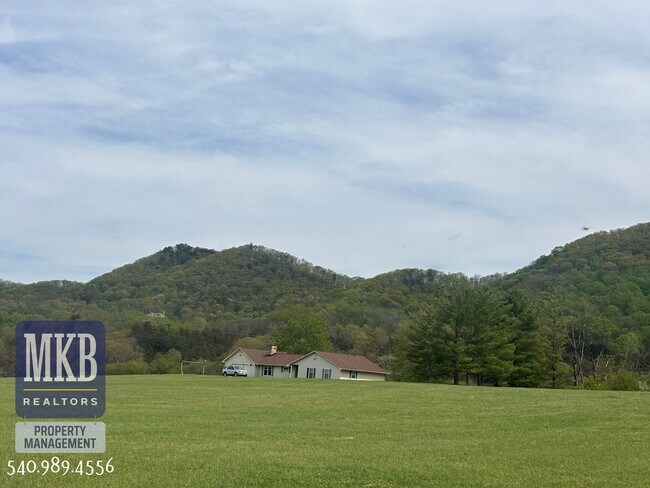 Foto del edificio - 5056 Catawba Valley Dr