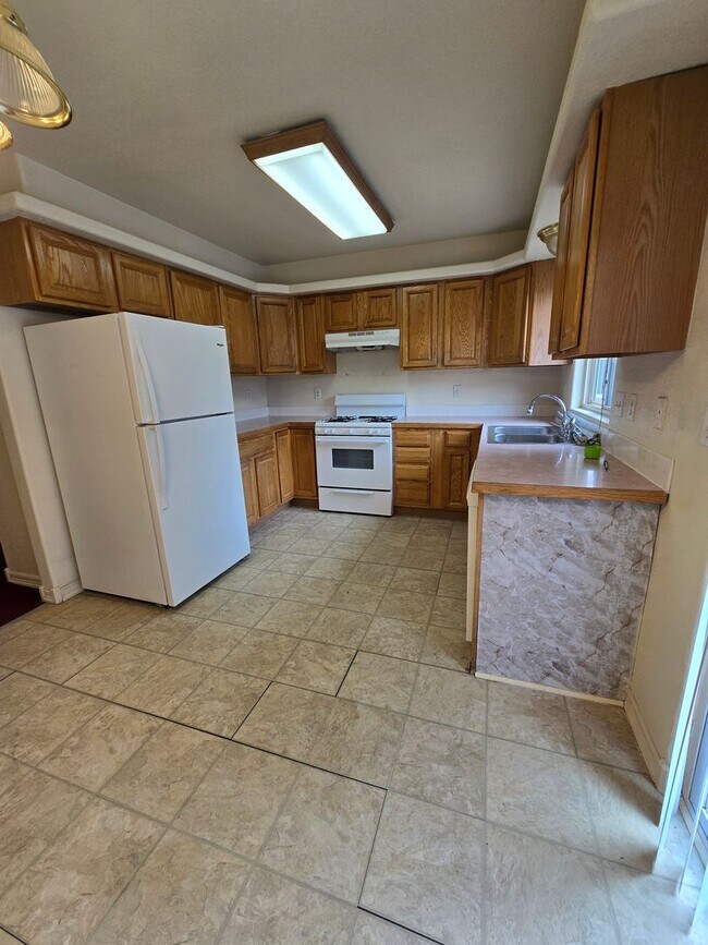 Foto del edificio - Unique 3 Bedroom Townhouse