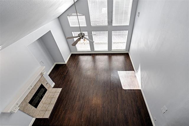 Foto del edificio - 1624 Summerfield Dr