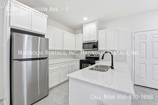 Foto del edificio - 2200 S Oakview Dr