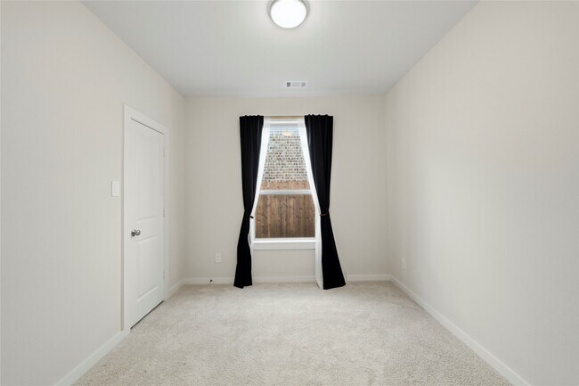 Foto del edificio - 29821 Ellwood Ln
