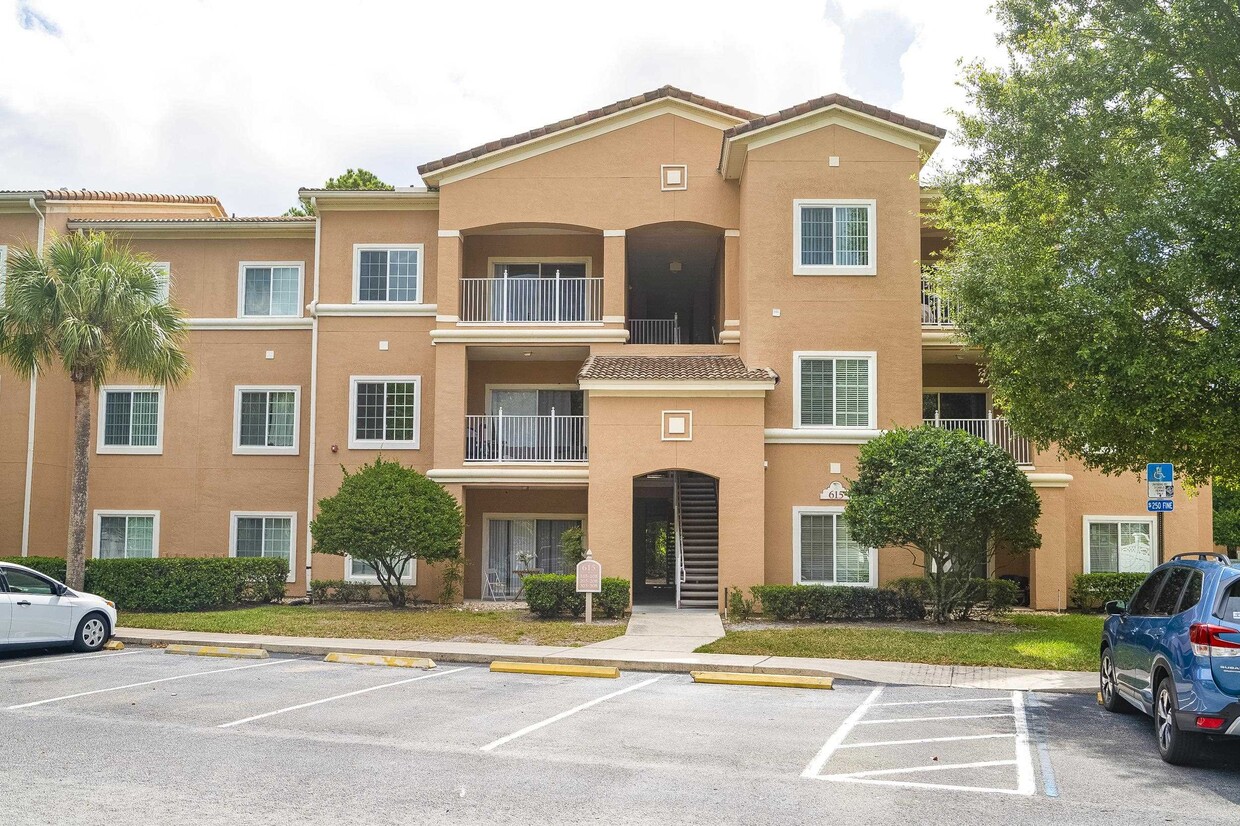 615 Fairway Dr Unit 207, St Augustine, FL 32084 Condo for Rent in St