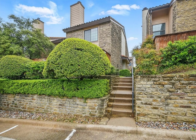 Building Photo - 5626 Preston Oaks Rd