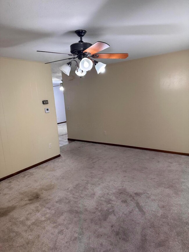 Foto del edificio - 388 Gamewood Dr