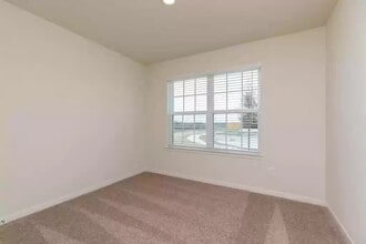 Building Photo - 8135 Vacek Meadows Loop