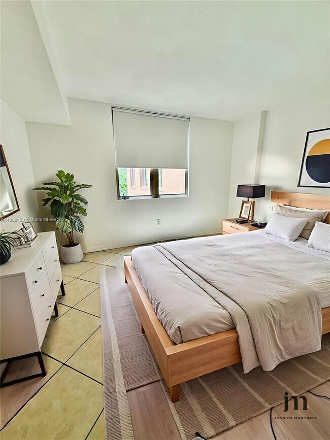 Foto del edificio - 2630 SW 28th St